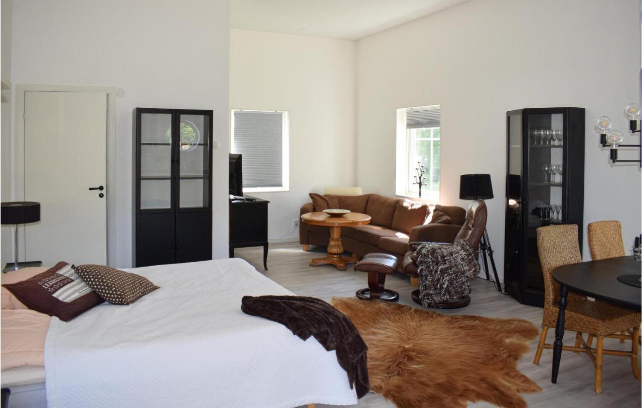 Beautiful Apartment In Lagan With House Sea View Eksteriør bilde