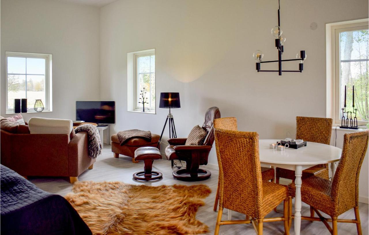 Beautiful Apartment In Lagan With House Sea View Eksteriør bilde